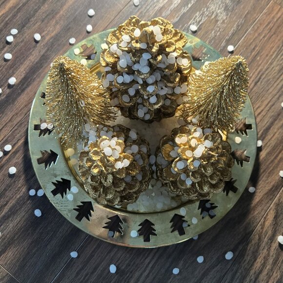 NEWBURY COLLECTION Golden Pinecone Candle Garden NEW IN BOX! - Picture 13 of 14